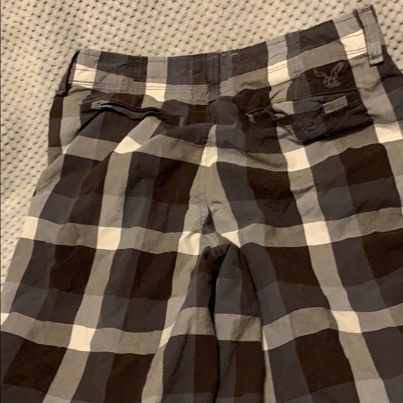 Men’s plaid shorts - Picture 3 of 4